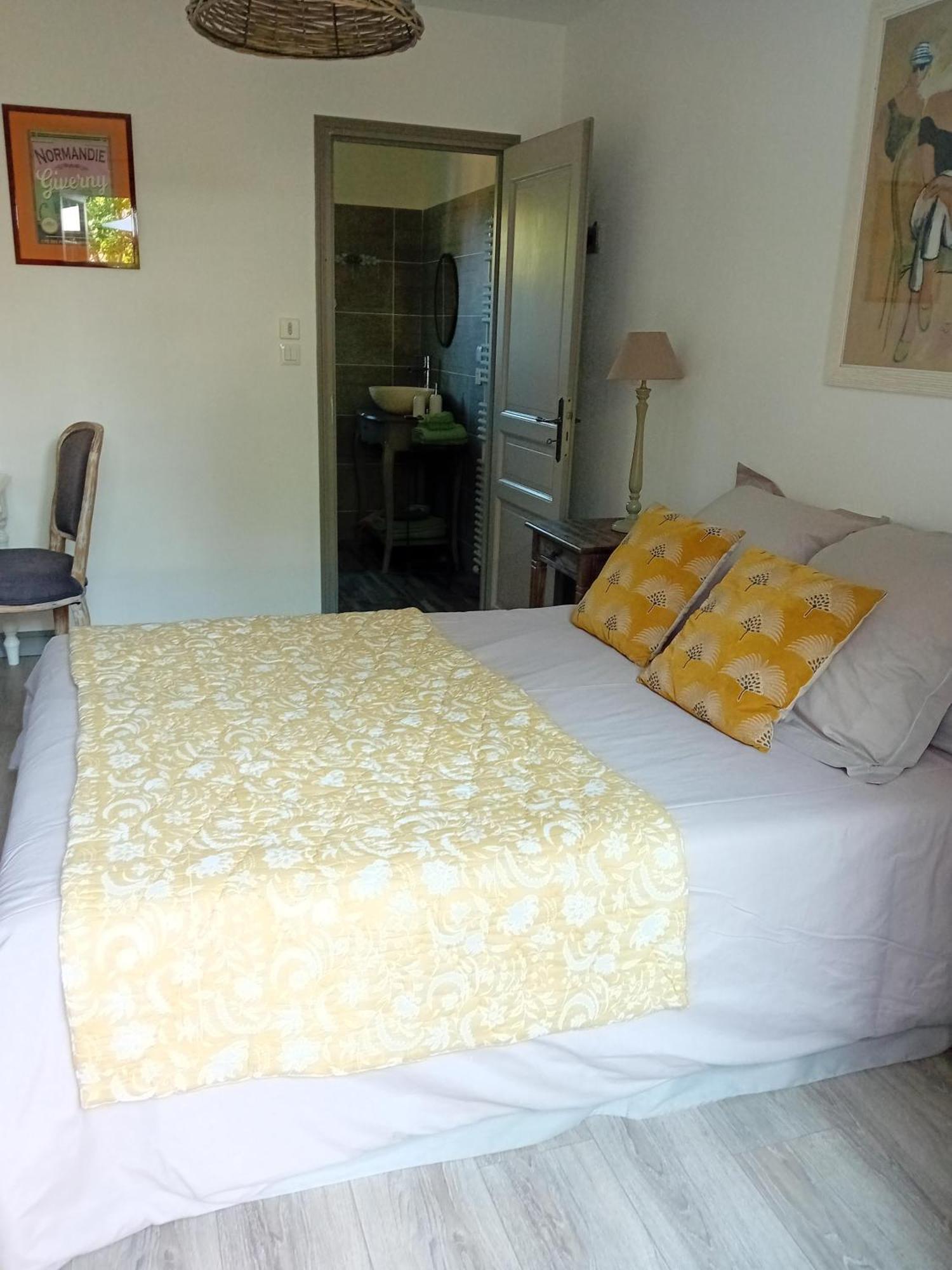Chambre De Charme เวอร์นอน ภายนอก รูปภาพ