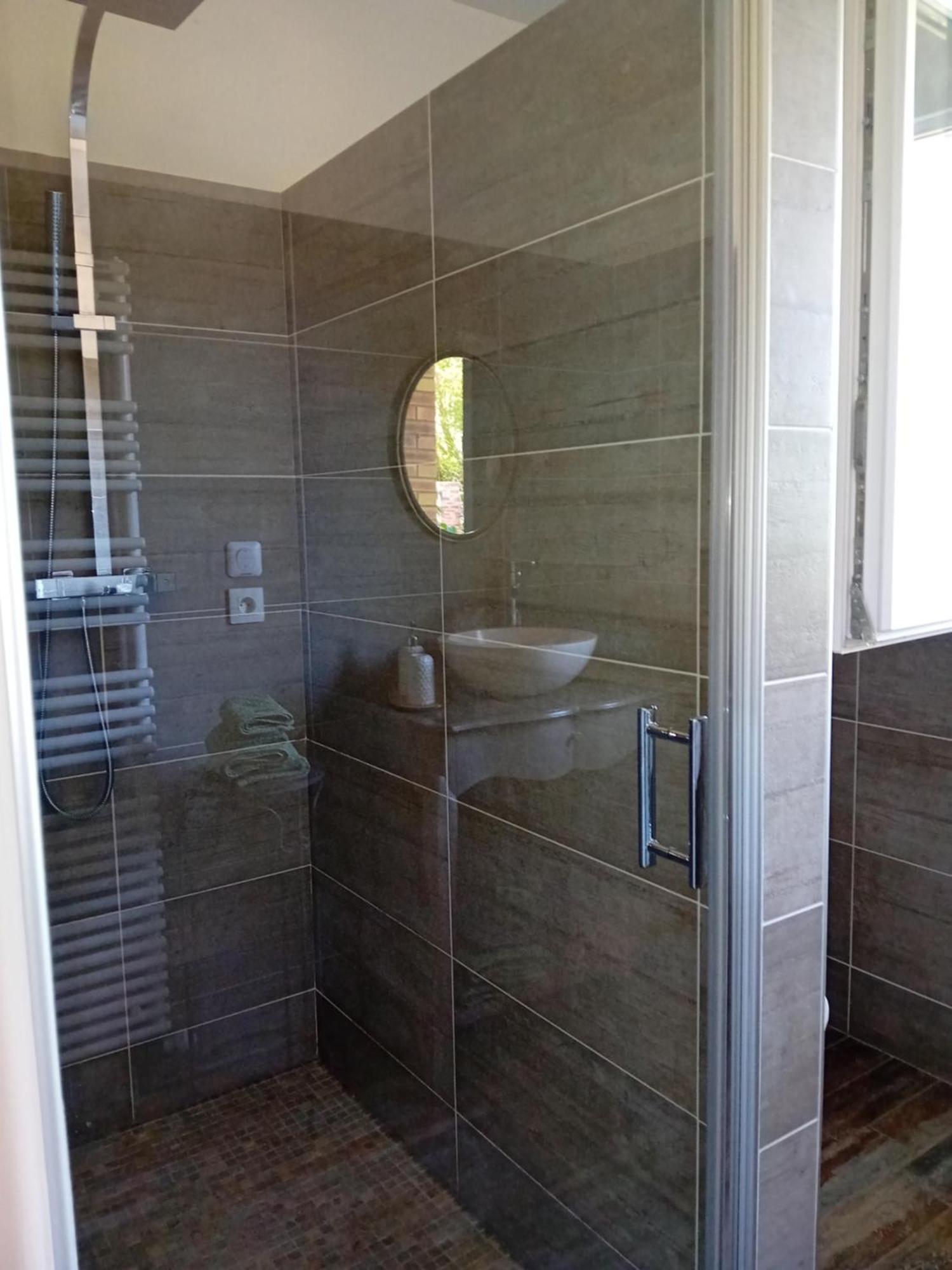 Chambre De Charme เวอร์นอน ภายนอก รูปภาพ
